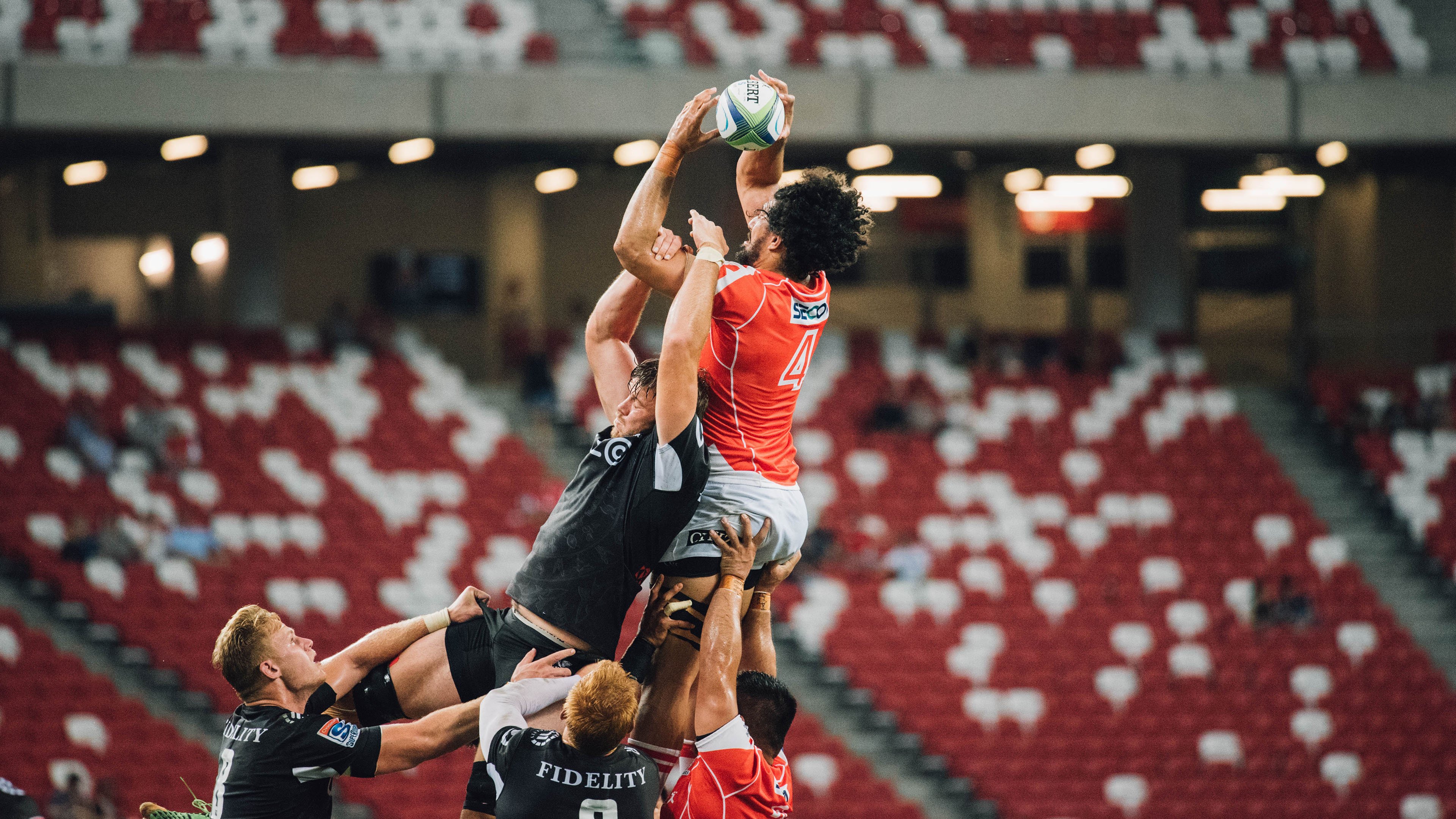 德甲争冠战之夜,乔治的救赎,从罪人到英雄的90分钟